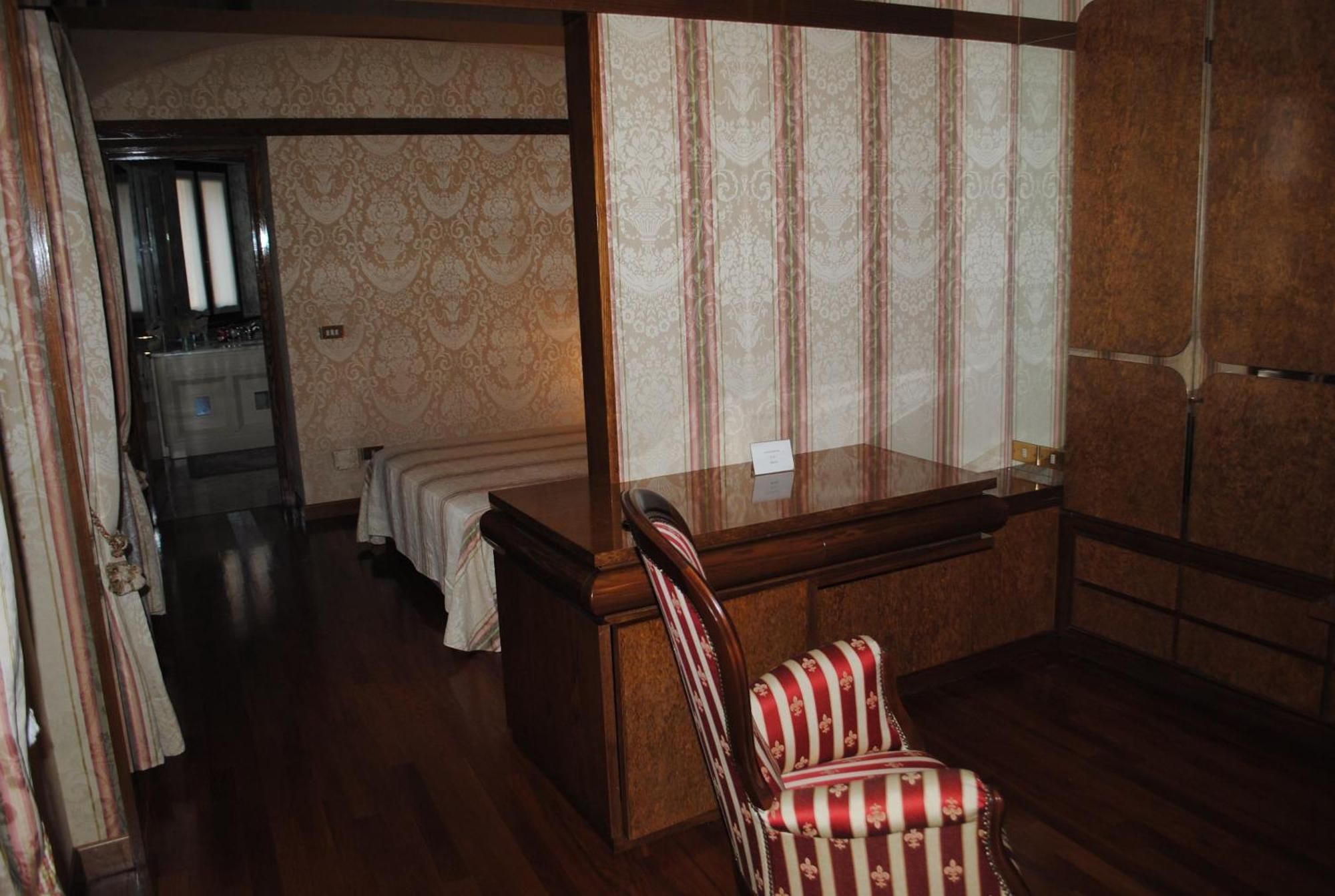 Hotel Locanda San Giacomo اجليانو تيرمي الغرفة الصورة